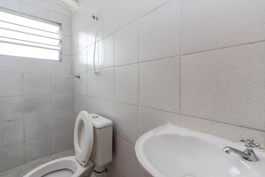 Banheiro de apartamento para alugar com 1 quarto, 60m² em Jardim Casablanca, São Paulo