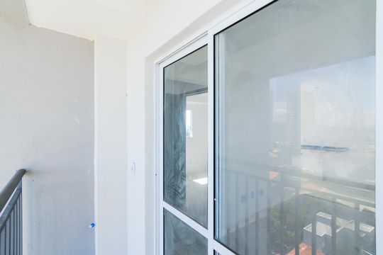 Varanda da Sala de apartamento à venda com 2 quartos, 46m² em Jardim Aida, Guarulhos