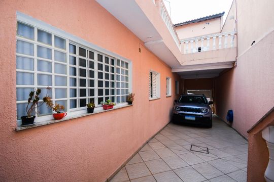 Garagem de casa à venda com 3 quartos, 214m² em Jardim Rosa de Franca, Guarulhos