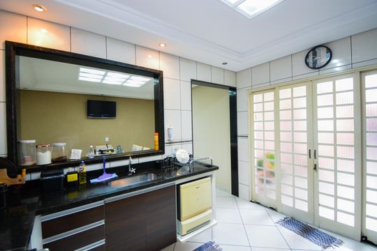 Cozinha de casa à venda com 3 quartos, 214m² em Jardim Rosa de Franca, Guarulhos