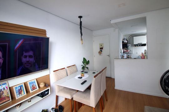 Apartamento para alugar com 2 quartos, 45m² em Brás de Pina, Rio de Janeiro