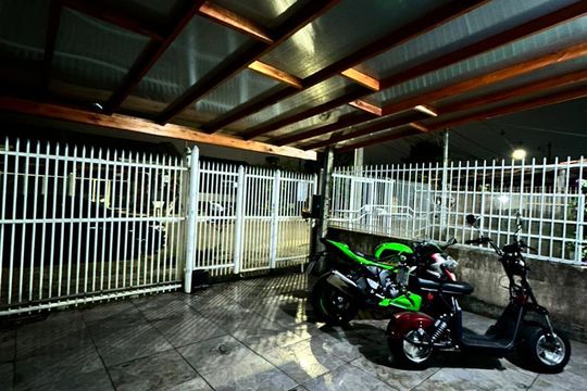 Casa à venda com 2 quartos, 45m² em Olaria, Canoas