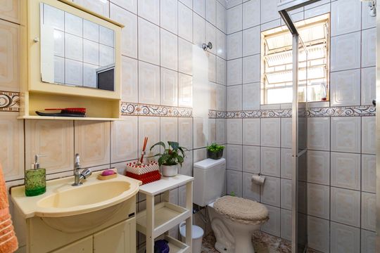 Casa à venda com 3 quartos, 105m² em Parque Arariba, São Paulo