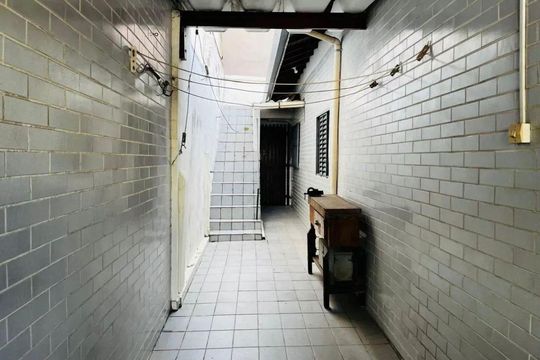 Garagem de casa à venda com 3 quartos, 90m² em Vila Mazzei, São Paulo