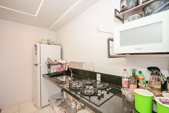 Cozinha de apartamento à venda com 2 quartos, 43m² em Vila Andrade, São Paulo