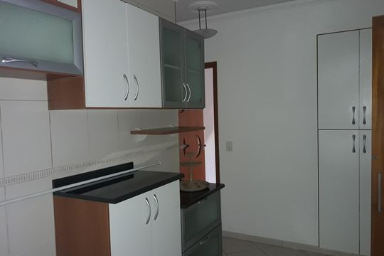 Cozinha de apartamento à venda com 2 quartos, 67m² em Jardim Garcia, Campinas