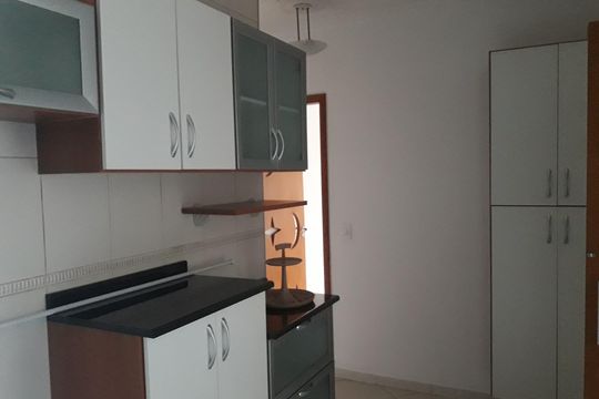 Cozinha de apartamento à venda com 2 quartos, 67m² em Jardim Garcia, Campinas