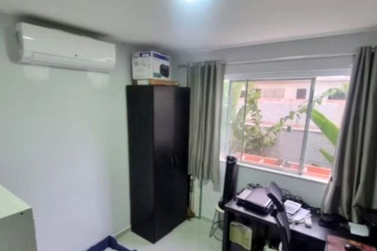 Quarto de casa de condomínio para alugar com 3 quartos, 195m² em Caxito Pequeno, Maricá
