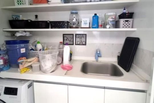 Área de serviço de casa de condomínio para alugar com 3 quartos, 195m² em Caxito Pequeno, Maricá