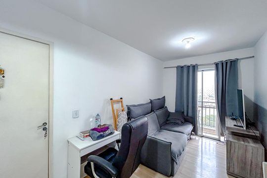 Sala de apartamento para alugar com 2 quartos, 48m² em Penha de França, São Paulo