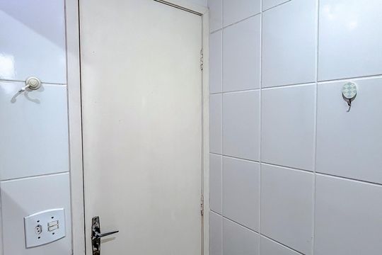 Banheiro de apartamento para alugar com 2 quartos, 42m² em Penha de França, São Paulo