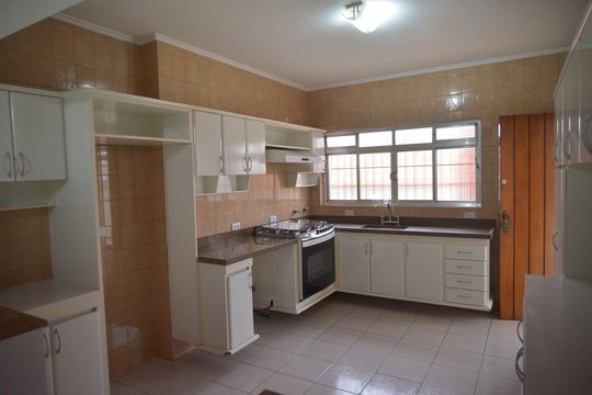 Cozinha de casa para alugar com 3 quartos, 290m² em Bangú, Santo André