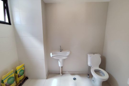Banheiro de kitnet/studio à venda com 2 quartos, 36m² em Vila Monte Alegre, São Paulo