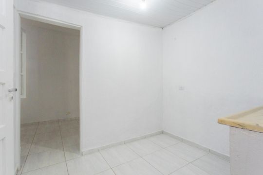 Cozinha de kitnet/studio para alugar com 1 quarto, 38m² em Interlagos, São Paulo