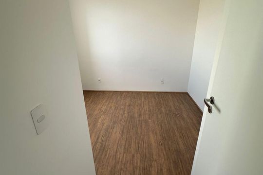 Quarto de apartamento à venda com 2 quartos, 40m² em Morumbi, São Paulo