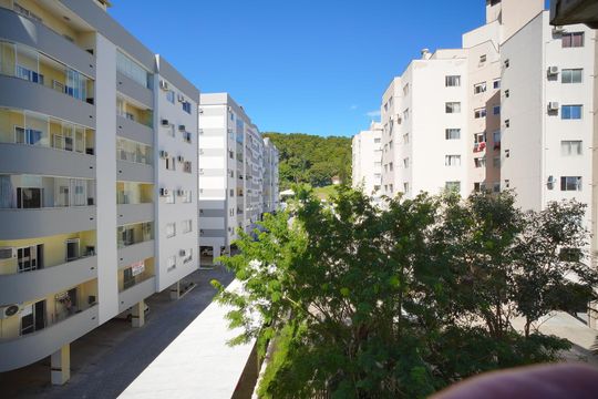 Vista da Suíte de apartamento para alugar com 1 quarto, 80m² em Ponta de Baixo, São José