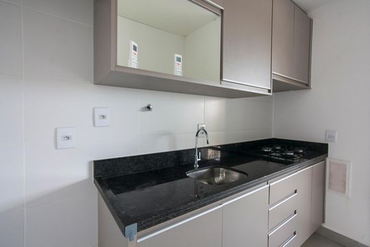 Cozinha de apartamento para alugar com 3 quartos, 81m² em Jardim Sul, Uberlândia