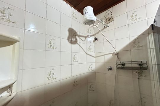 Banheiro de apartamento à venda com 2 quartos, 58m² em Jardim Sulacap, Rio de Janeiro
