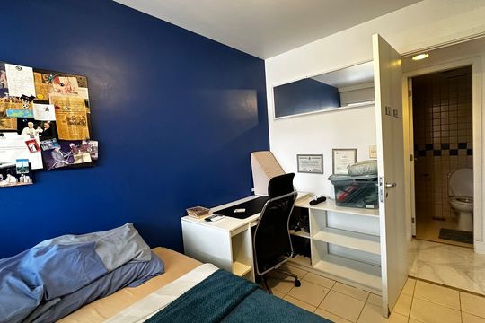 Quarto 1 de apartamento para alugar com 2 quartos, 105m² em Barra da Tijuca, Rio de Janeiro