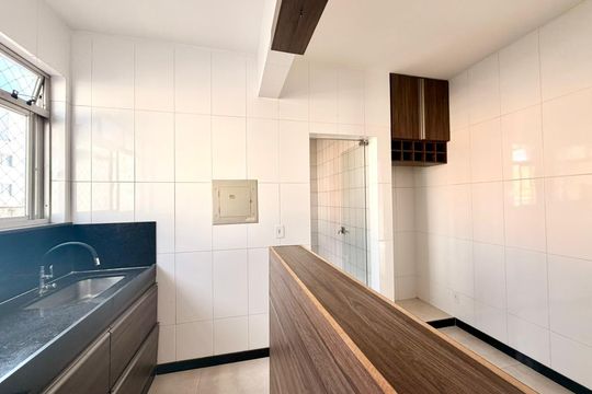 Apartamento à venda com 3 quartos, 82m² em Castelo, Belo Horizonte