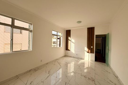 Apartamento à venda com 3 quartos, 82m² em Castelo, Belo Horizonte