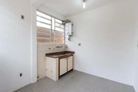 Cozinha de casa à venda com 4 quartos, 230m² em Cavalhada, Porto Alegre