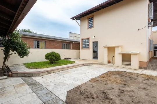 Área comum de casa à venda com 4 quartos, 230m² em Cavalhada, Porto Alegre
