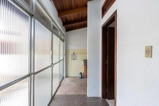 Área comum de casa à venda com 4 quartos, 230m² em Cavalhada, Porto Alegre