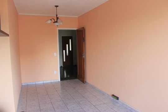 Sala de apartamento para alugar com 3 quartos, 76m² em Gopouva, Guarulhos