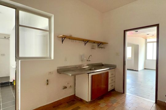 Cozinha  de apartamento à venda com 3 quartos, 143m² em Pinheiros, São Paulo