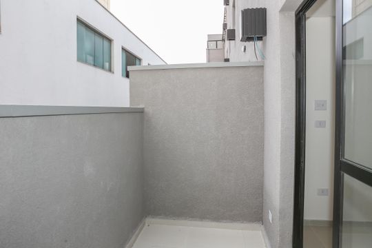 Sacada de kitnet/studio para alugar com 1 quarto, 30m² em Vila Romana, São Paulo