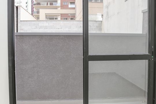 Sacada de kitnet/studio para alugar com 1 quarto, 30m² em Vila Romana, São Paulo