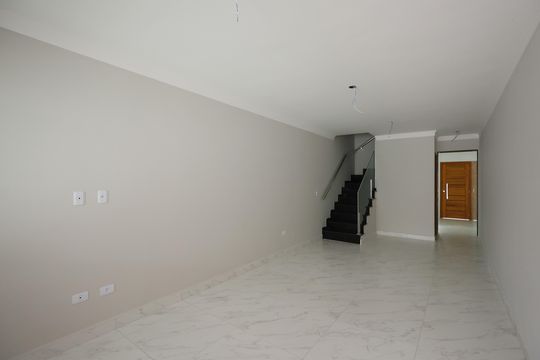 Casa à venda com 3 quartos, 122m² em Vila Mazzei, São Paulo