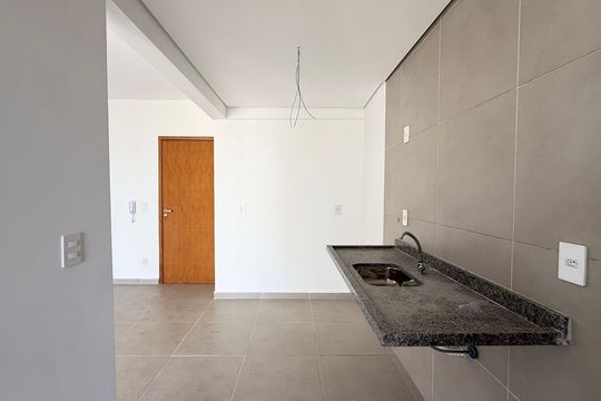Cozinha de apartamento para alugar com 1 quarto, 55m² em Balneario Cidade Atlantica, Guarujá