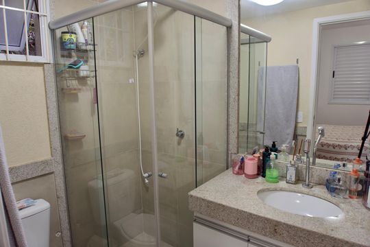 Suíte - Banheiro de apartamento para alugar com 3 quartos, 69m² em São Lucas, Belo Horizonte