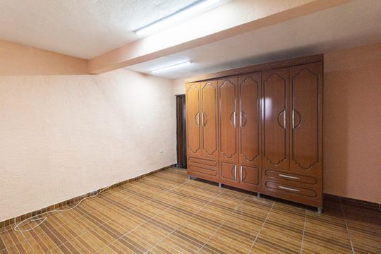 Quarto de casa para alugar com 1 quarto, 60m² em Conceicao, Osasco