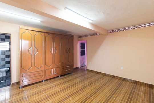 Quarto de casa para alugar com 1 quarto, 60m² em Conceicao, Osasco