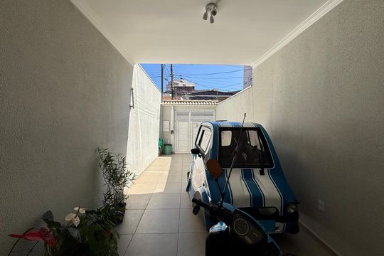 Garagem de casa à venda com 3 quartos, 101m² em Jardim Cidalia, São Paulo