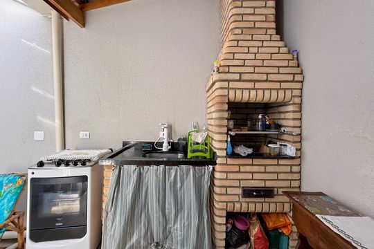 Churrasqueira de casa à venda com 3 quartos, 101m² em Jardim Cidalia, São Paulo