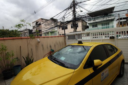 Quintal e Garagem de casa à venda com 2 quartos, 157m² em Irajá, Rio de Janeiro