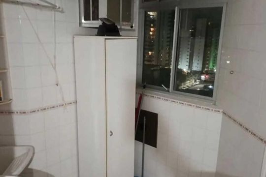 Área de serviço de apartamento para alugar com 3 quartos, 112m² em Costa Azul, Salvador