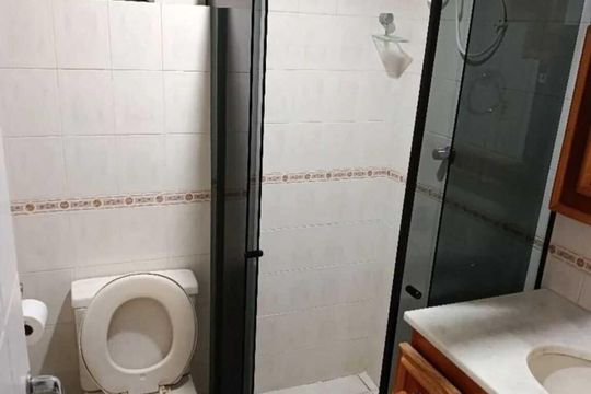 Banheiro de apartamento para alugar com 3 quartos, 112m² em Costa Azul, Salvador