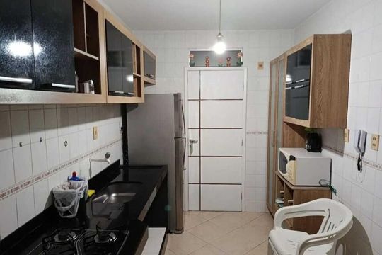 Cozinha de apartamento para alugar com 3 quartos, 112m² em Costa Azul, Salvador