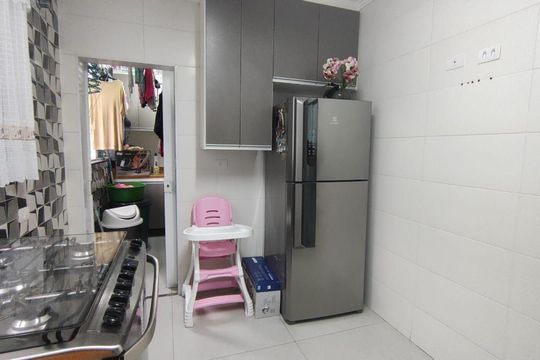 Cozinha de apartamento para alugar com 2 quartos, 68m² em Bela Vista, Osasco