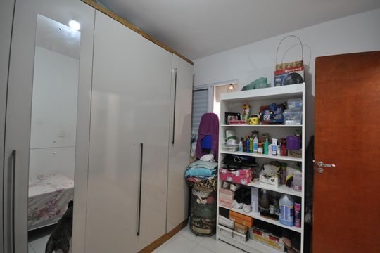 Quarto 2 de apartamento para alugar com 2 quartos, 42m² em Vila Gustavo, São Paulo