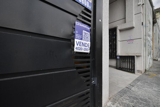 Placa de apartamento para alugar com 2 quartos, 42m² em Vila Gustavo, São Paulo
