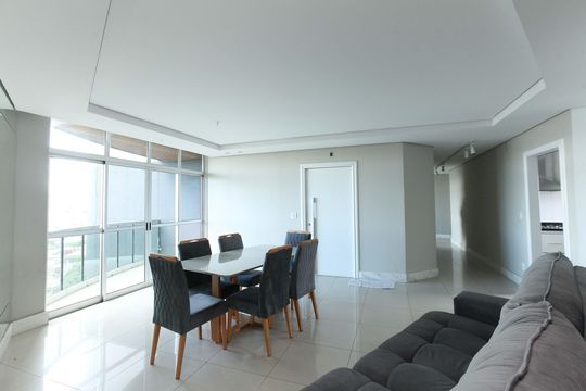 Apartamento à venda com 5 quartos, 300m² em Eldorado, Contagem