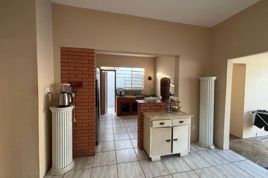 Casa para alugar com 3 quartos, 472m² em Padre Reus, São Leopoldo