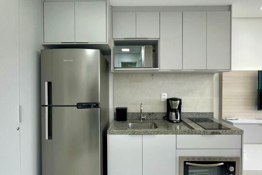 Cozinha de kitnet/studio para alugar com 1 quarto, 30m² em Pinheiros, São Paulo