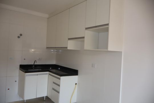 Cozinha de apartamento à venda com 1 quarto, 30m² em Vila Alpina, São Paulo